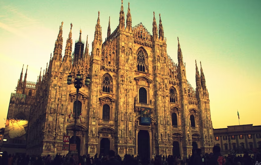 Milan by night walking tour - Image 4